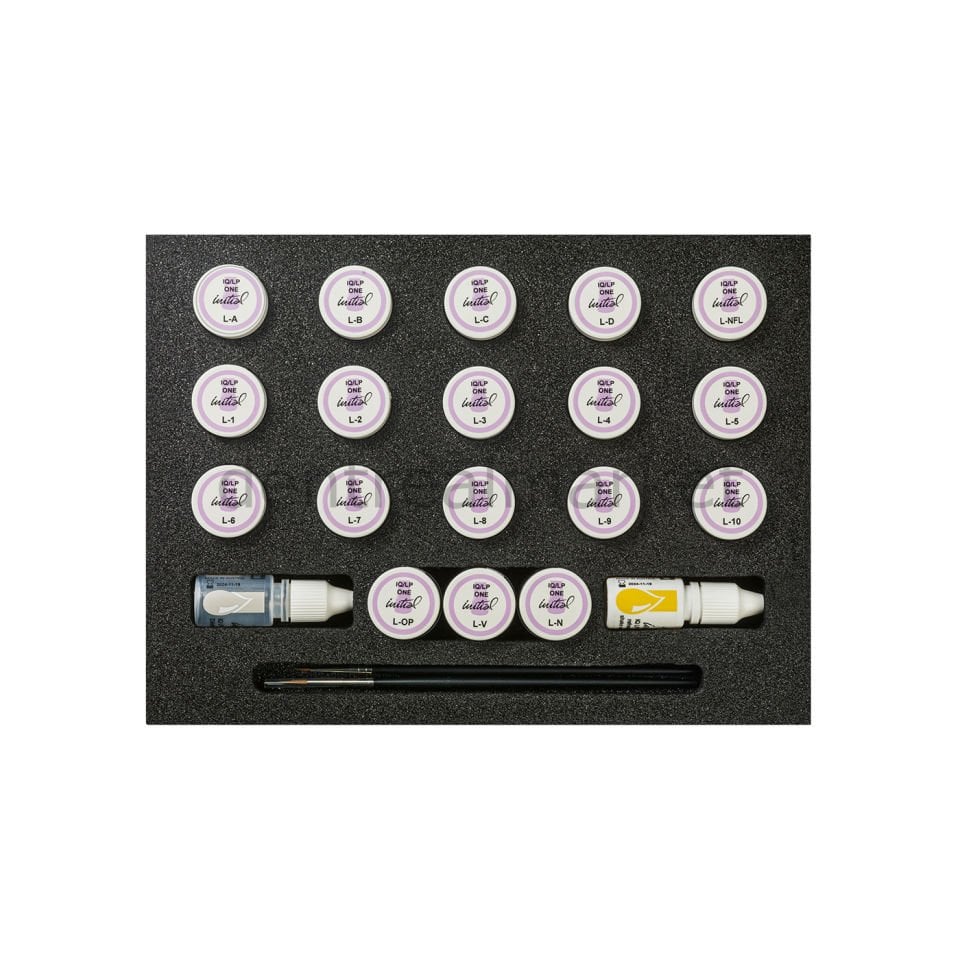 GC 877096 Initial IQ Lustre Paste ONE V-Shades Set 88gm