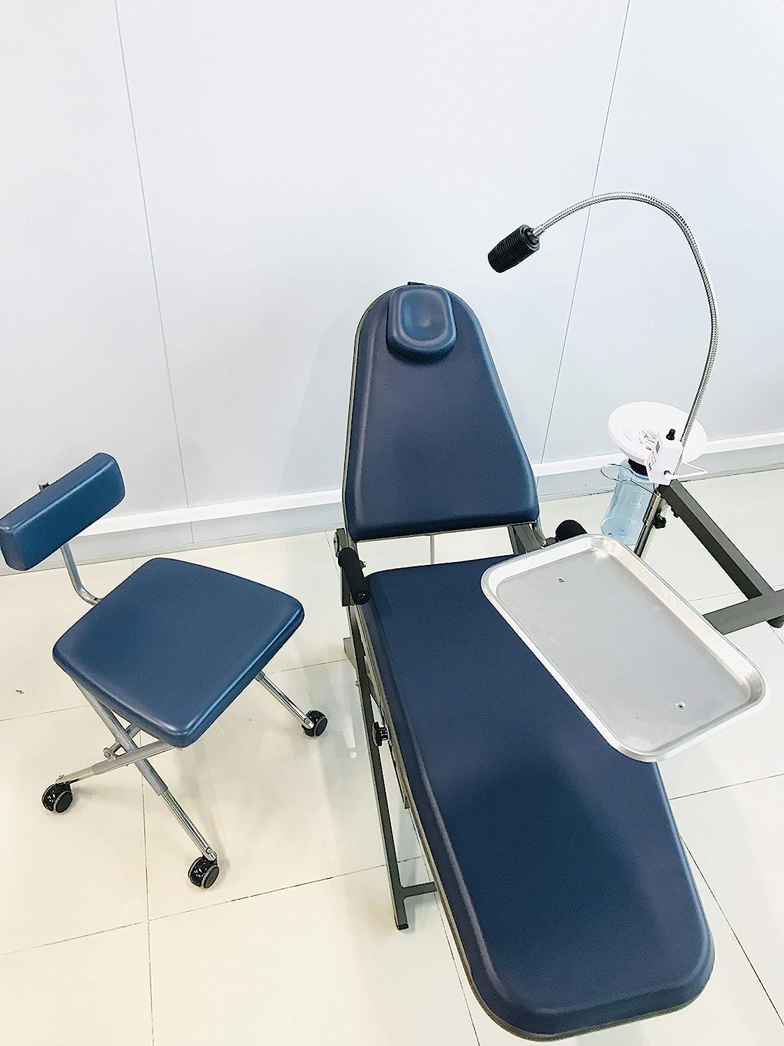 TPC Advanced Technology PC2700 Portable Dental Chair Package Includes Chair, Stool, Light, Tray & Carrying Bags