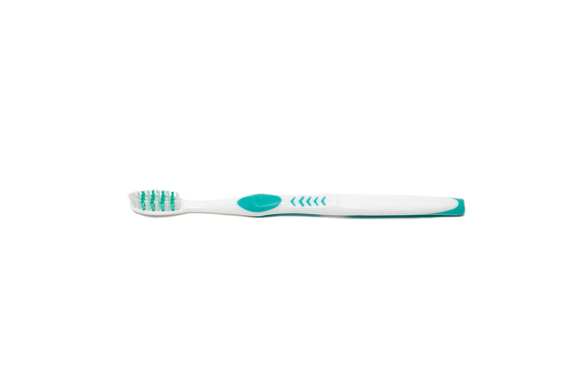 Quala Q16793 Action Tip Toothbrushes 37 Tufts Soft 72/Cs